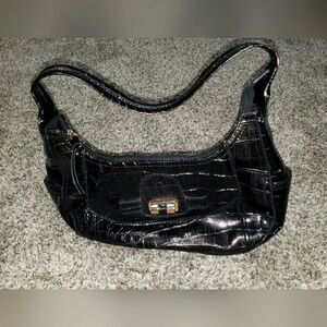 East 5th| Leather Crocodile-Embossed Shoulder Purse
